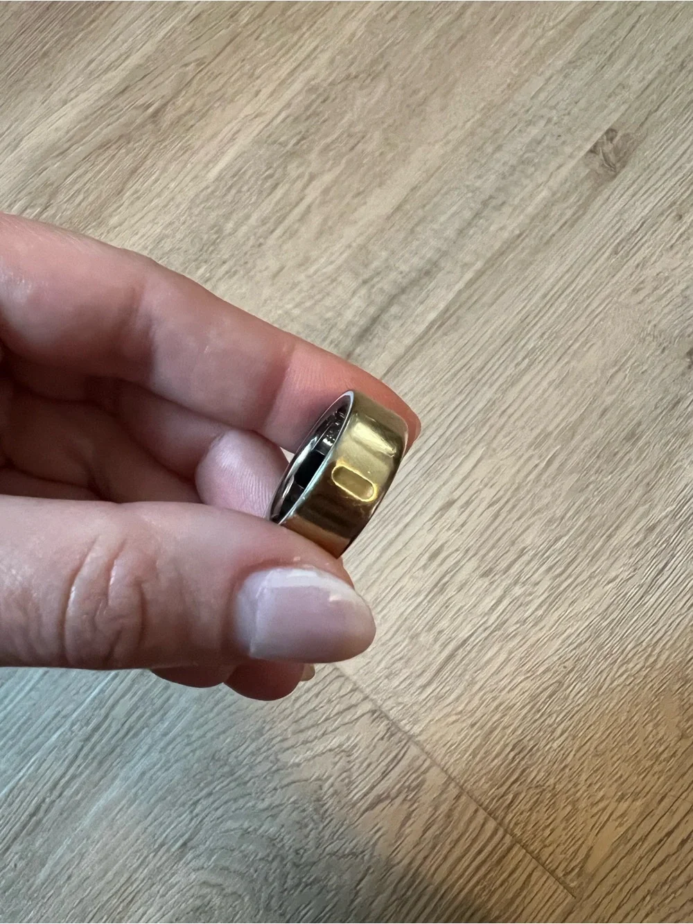 Oura Ring 4 Smart Health Ring - Gold (Size 7)